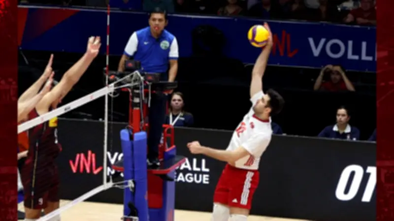 A Milli Erkek Voleybol Takımı İtalya'ya 3-0 Mağlup Oldu