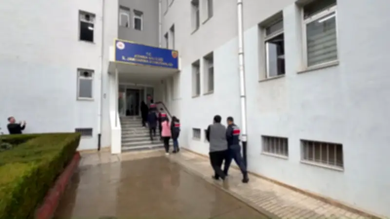 Adana merkezli 23 ilde 5 milyarlık yasa dışı bahis operasyonu: 47 gözaltı