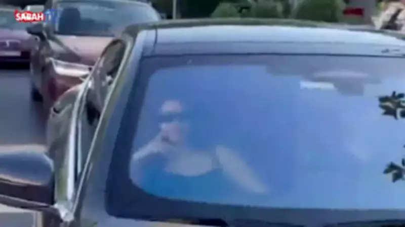 Afra Saraçoğlu ve Poyraz Yosmaoğlu Bebek'te Aşk Pozu Verdi