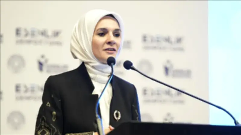 Aile ve Gençlik Fonu'ndan bu ay 9 bin 200 gence 1 milyar 52 milyon lira ödeme