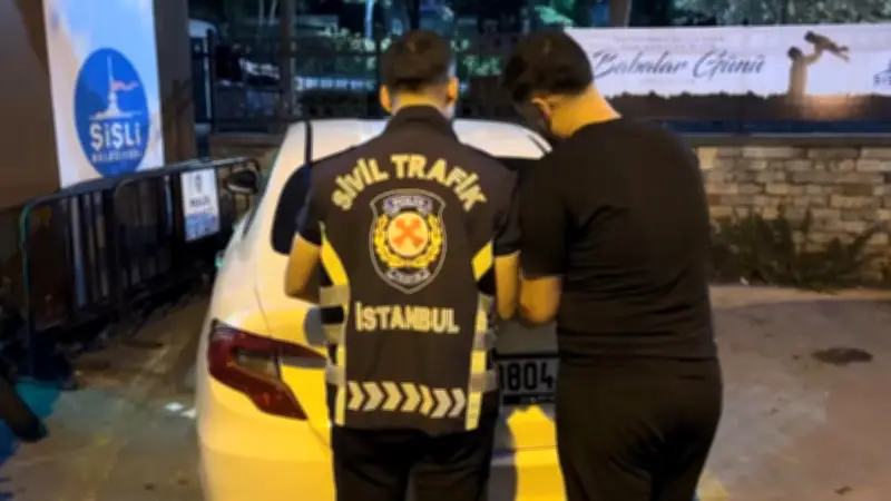 Ailesiyle Seyreden Sürücüyü Takip Eden Kişiye 184 Bin Lira Ceza