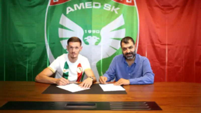 Amedspor, David Bates ve Ermal Krasniqi'yi Transfer Etti