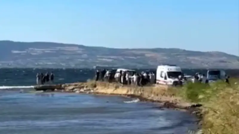 Çanakkale Lapseki'de Denize Giren 14 Yaşındaki Kız Hayatını Kaybetti