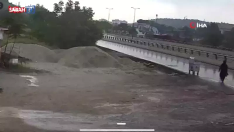 Ankara'da yaşlı kadın başıboş köpek sürüsünün saldırısından kurtuldu