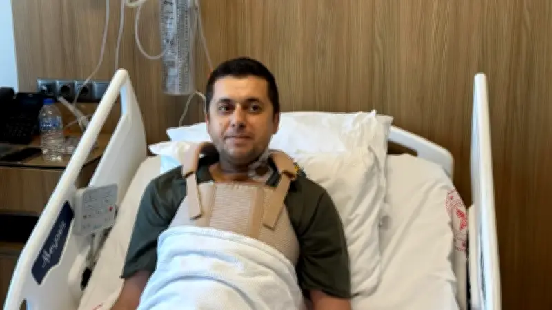 Aort damarları baştan sona yenilendi: 10 saatlik ameliyatla hayata tutundu