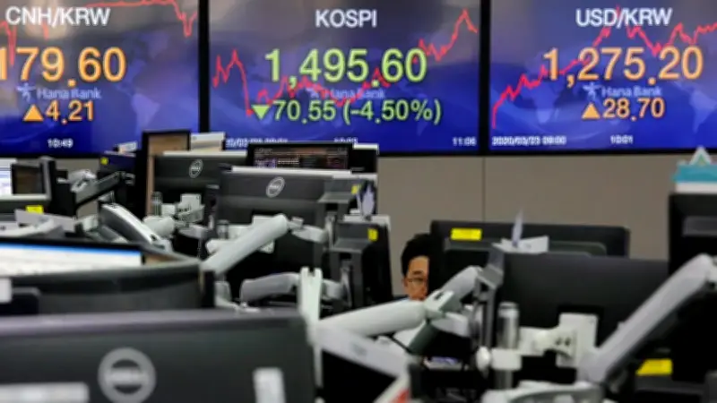 Asya Piyasaları Karışık: Nikkei 225 Rekor Kırdı, Küresel Gerilimler Artıyor