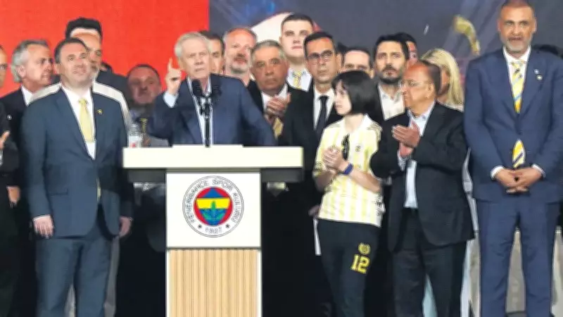 Aziz Yıldırım rekor oyla yeniden Fenerbahçe başkanı seçildi