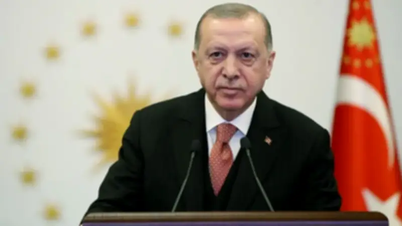 Başkan Erdoğan Cuma Namazını Hz. Osman Camisi'nde Kıldı