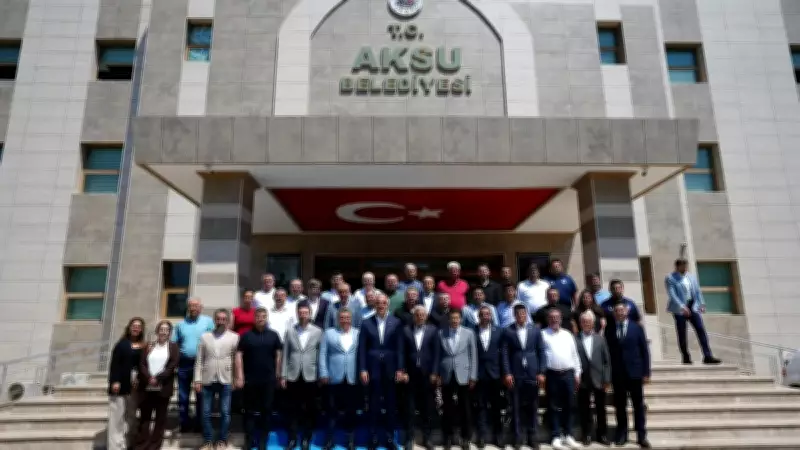 Bakan Ersoy: Turizmin altyapısını güçlendiriyoruz, nikah şahidi oldu
