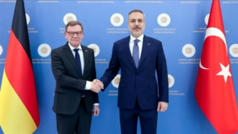 Bakan Fidan, Almanyalı mevkidaşıyla telefonda görüştü