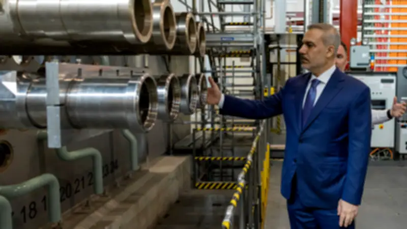 Bakan Fidan, Kanada'da Darlington Nükleer Tesisi'ni ziyaret etti