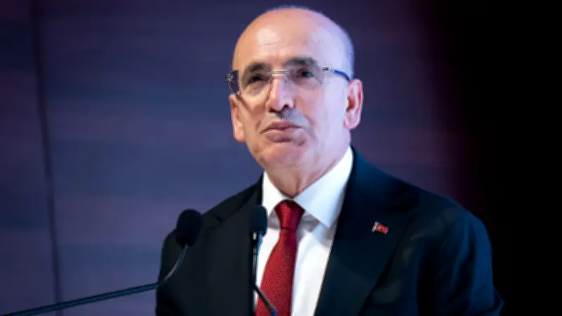 Bakan Şimşek: Sanayi üretimi nisanda yıllık yüzde 6 arttı