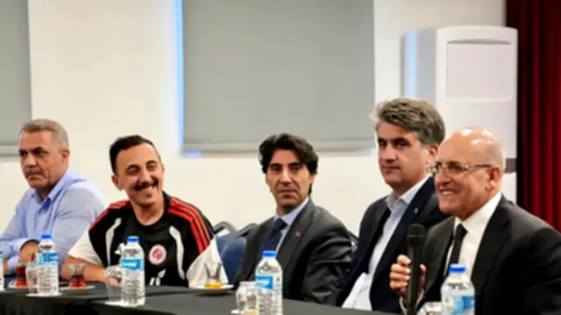 Bakan Şimşek'ten Batman Petrolspor kampına ziyaret