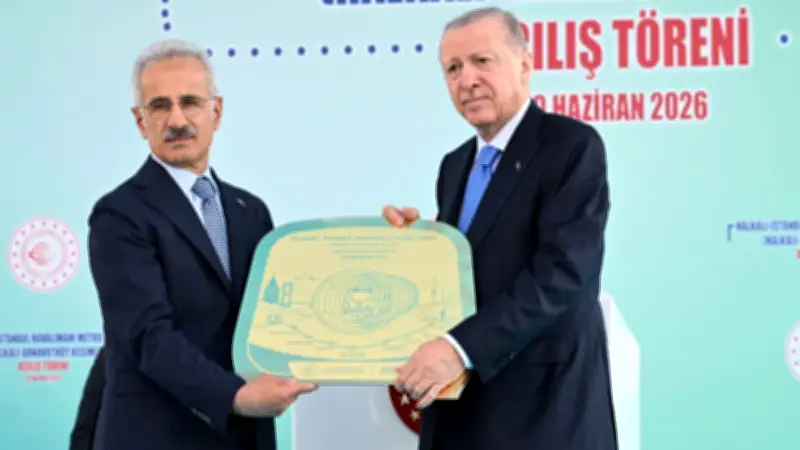 Bakan Uraloğlu: Gayrettepe-Halkalı Metrosu'nda 53 Bin 396 Yolcuyla Rekor