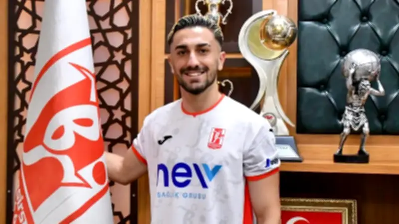 Balıkesirspor, Ferit Özler'i 1 Yıllığına Kadrosuna Kattı