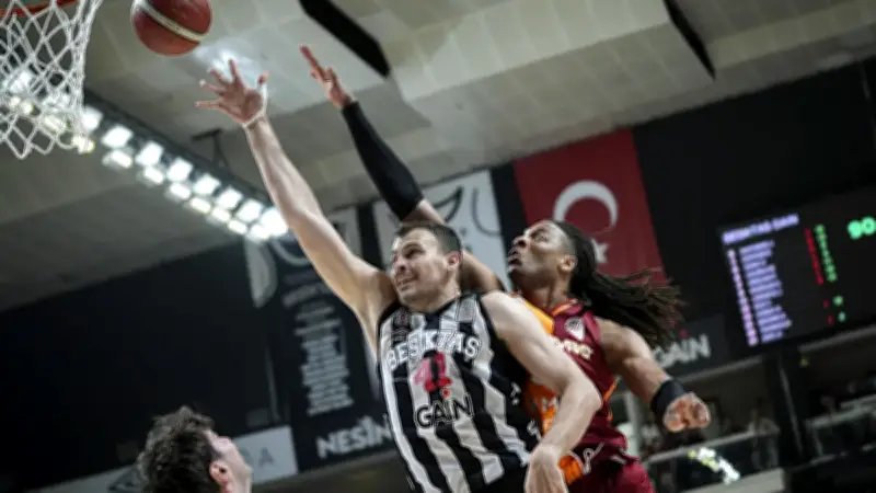 Beşiktaş GAİN'de Ante Zizic Omuz Ameliyatı Oldu