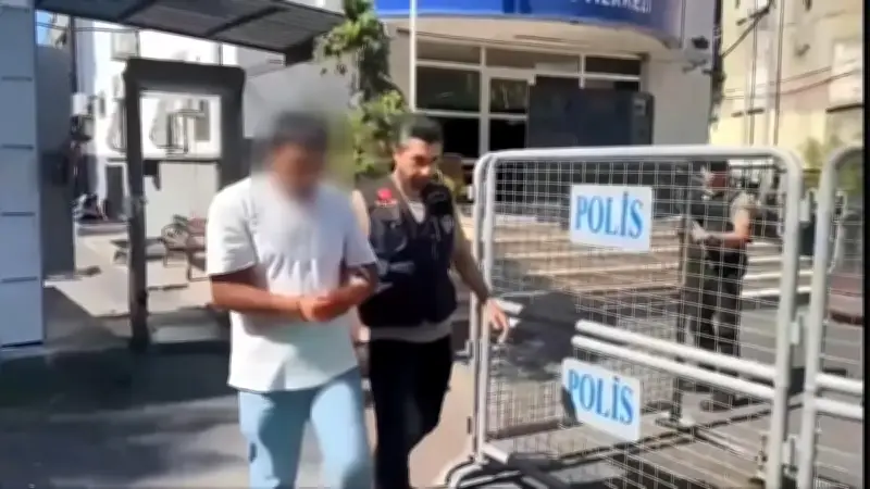 Beyoğlu'nda Dehşet: Eski Eşinin Sevgilisini Kurşun Yağmuruna Tuttu