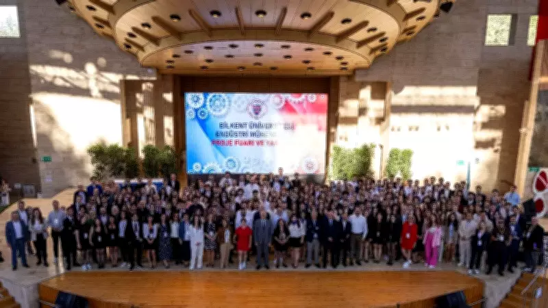 Bilkent'te Sanayi Odaklı Bitirme Projeleri Fuarı'nda Ödüller Sahiplerini Buldu
