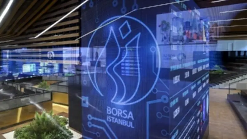 BIST 100 endeksi günü yüzde 2,82 yükselişle 14.827 puandan tamamladı