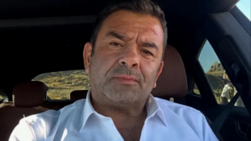 Bülent Şakrak'ın kalp damarına stent takıldı