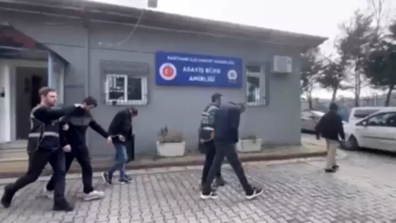 Bolu'da yaşlı kadının 740 bin TL altınını çalan 3 hırsız İstanbul'da yakalandı