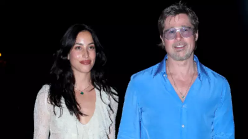 Brad Pitt ve Ines de Ramon Paris'te Konserde Keyifli Anlar Yaşadı