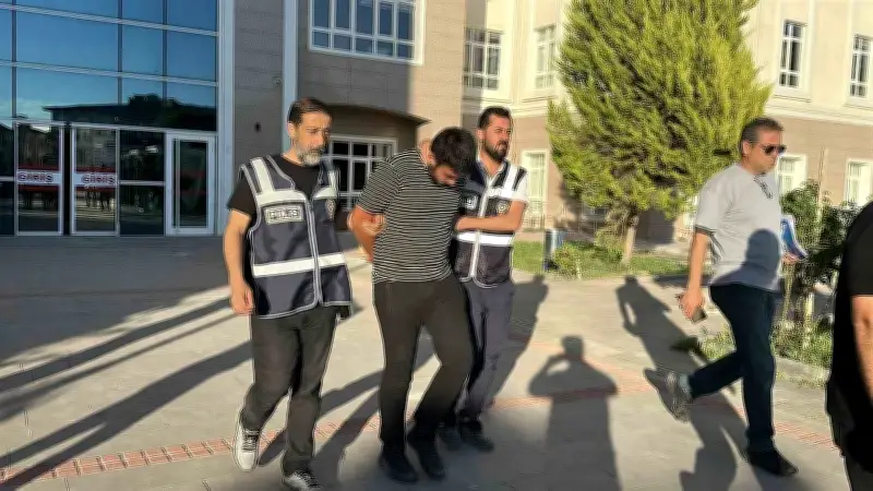 Burdur'da evine gelen adamı av tüfeğiyle öldüren genç tutuklandı