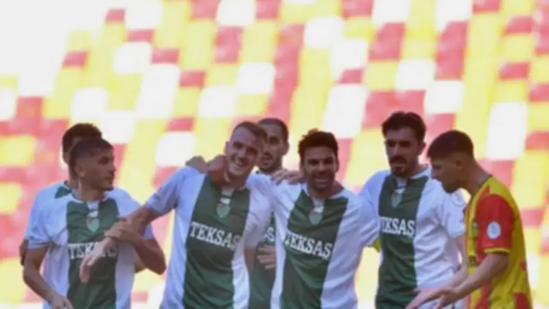 Bursaspor, İlhan Depe ile sözleşme yeniledi