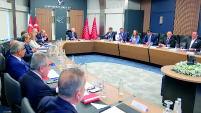 CHP'de disiplin süreci: İki belediye başkanı ihraç istemiyle kurula sevk edildi