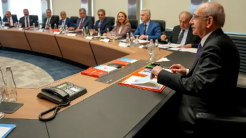 CHP'de kritik MYK toplantısı: Yeni ihraç listeleri ve 3 il başkanı değişimi masada