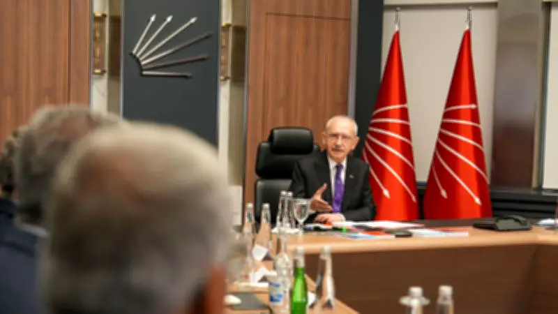CHP'de MYK 5. Kez Toplanıyor: Yeni İhraçlar ve Kurultay İmzaları Gündemde