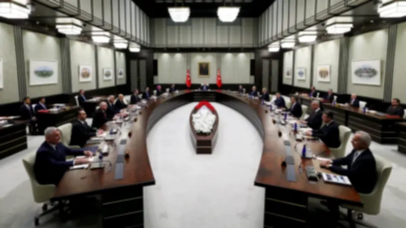 Cumhurbaşkanlığı Kabinesi NATO Zirvesi ve Maaş Zammını Görüşecek