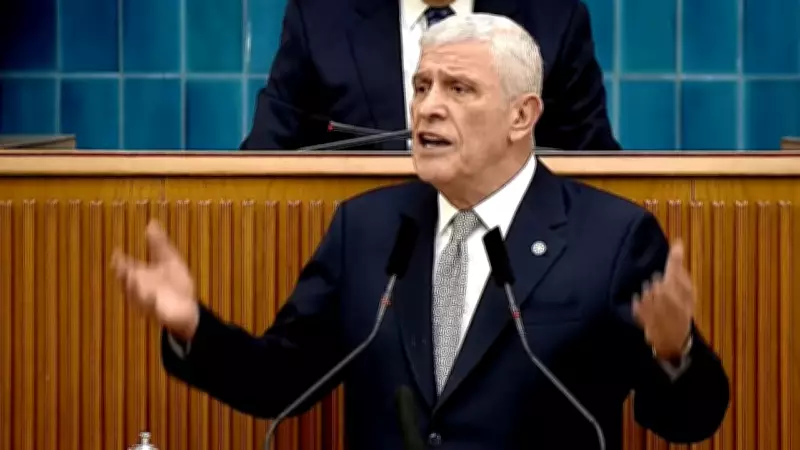 Dervişoğlu: Siyasetin sorunları vatandaşın sırtında