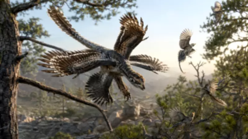 Dört Kanatlı Dinozor Baykuş Gibi Süzülerek Avlıyormuş: 120 Milyon Yıllık Fosil Gizemi Çözdü