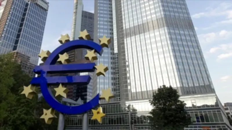 ECB Yetkilisi Kazakstan: Faiz Artışlarına Gerek Yok