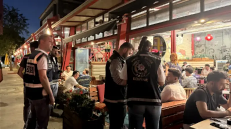 Edirne'de Gece Yarısı Şok Uygulama: 1964 Kişi ve 458 Araç Denetlendi