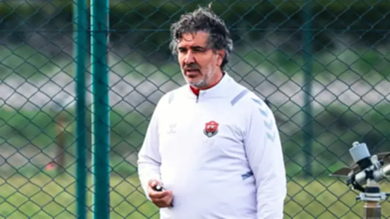 Erzincanspor'da Ahmet Yıldırım dönemi sona erdi, Mustafa Sarıgül geliyor