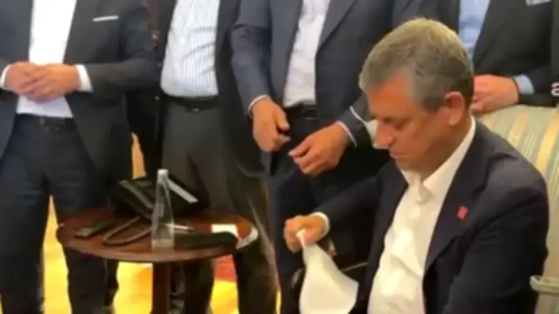 Eski CHP Genel Sekreteri Mehmet Sevigen: Özgür Özel, Silivri prangasından kurtulmalı