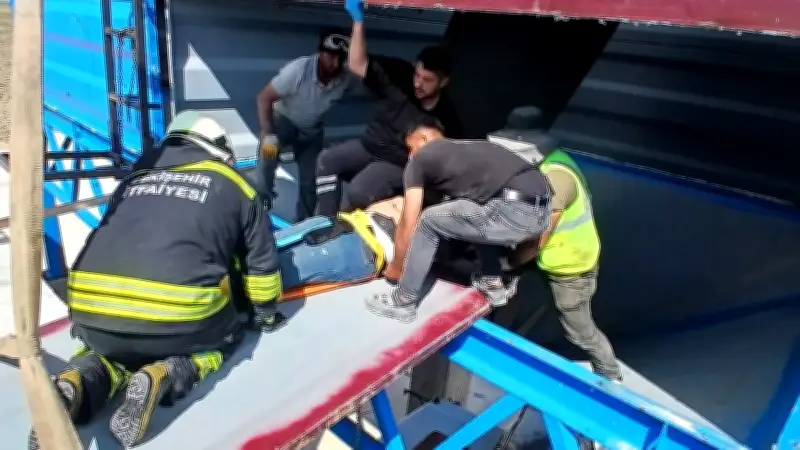 Eskişehir'de maden ocağında kuyuya düşen 2 işçi kurtarıldı