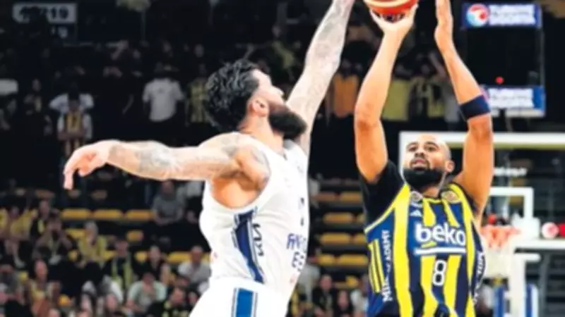 Fenerbahçe Beko, son saniyede 60-59 kazanarak seride 1-0 öne geçti