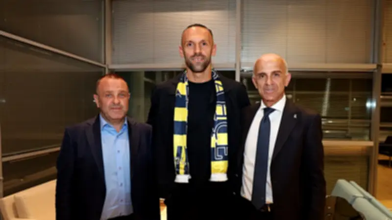 Fenerbahçe, Vedat Muriqi sonrası Alexander Sörloth için harekete geçti