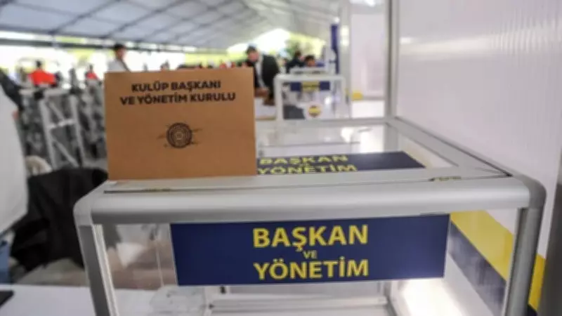 Fenerbahçe'de tarihi seçim: Aziz Yıldırım ile Hakan Safi yarışıyor