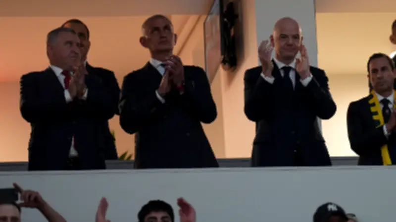 FIFA Başkanı Infantino, Türkiye - Avustralya Maçında Tribünde