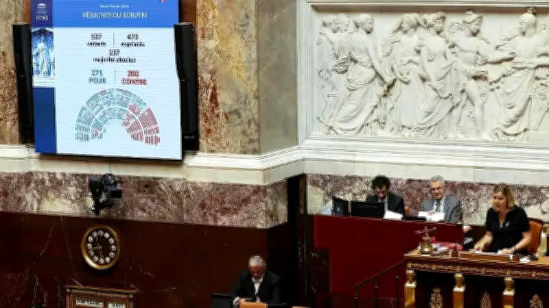 Fransız Meclisi Korsika'ya Özerklik Statüsü Tanıyan Anayasa Reformunu Kabul Etti