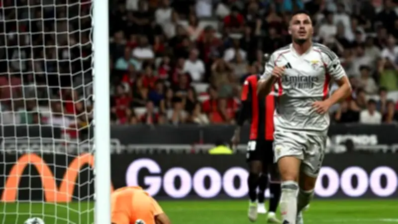 Galatasaray genç golcüyü yakın markaja aldı! Transfer iddiası