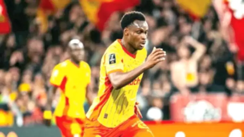 Galatasaray, Lens'in 22 Yaşındaki Stoperi Samson Baidoo'yu Gündemine Aldı