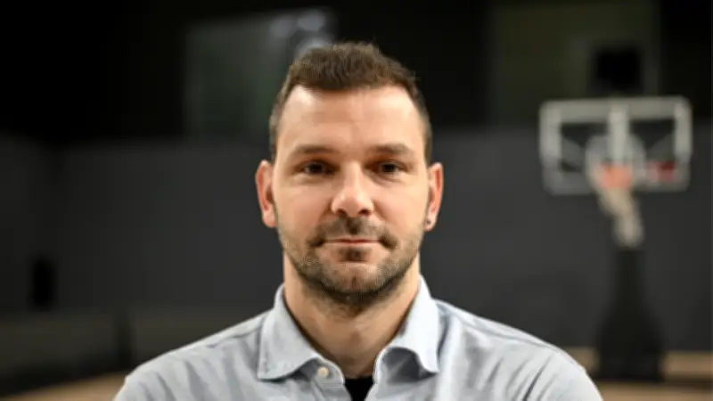 Galatasaray MCT Technic, sportif direktör Vladimir Micov ile yollarını ayırdı