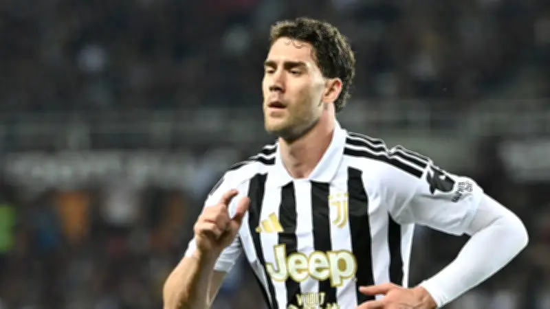 Galatasaray ve Beşiktaş, Juventus'un Yıldızı Vlahovic'i Transfer İçin Yarışıyor