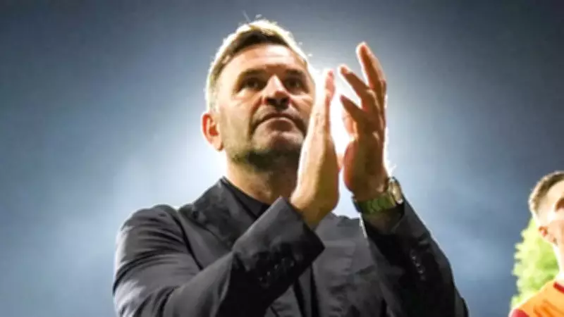 Galatasaray'da iç transfer hamleleri: Okan Buruk'a yeni sözleşme