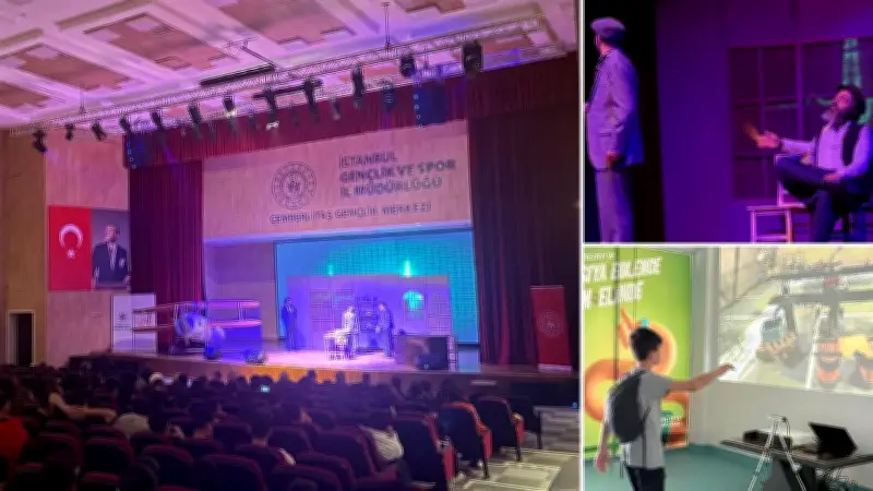 Gençler, 'Ben Vecihi Hürkuş' Oyunuyla Dijital Deneyim ve Tiyatroyu Buluşturdu